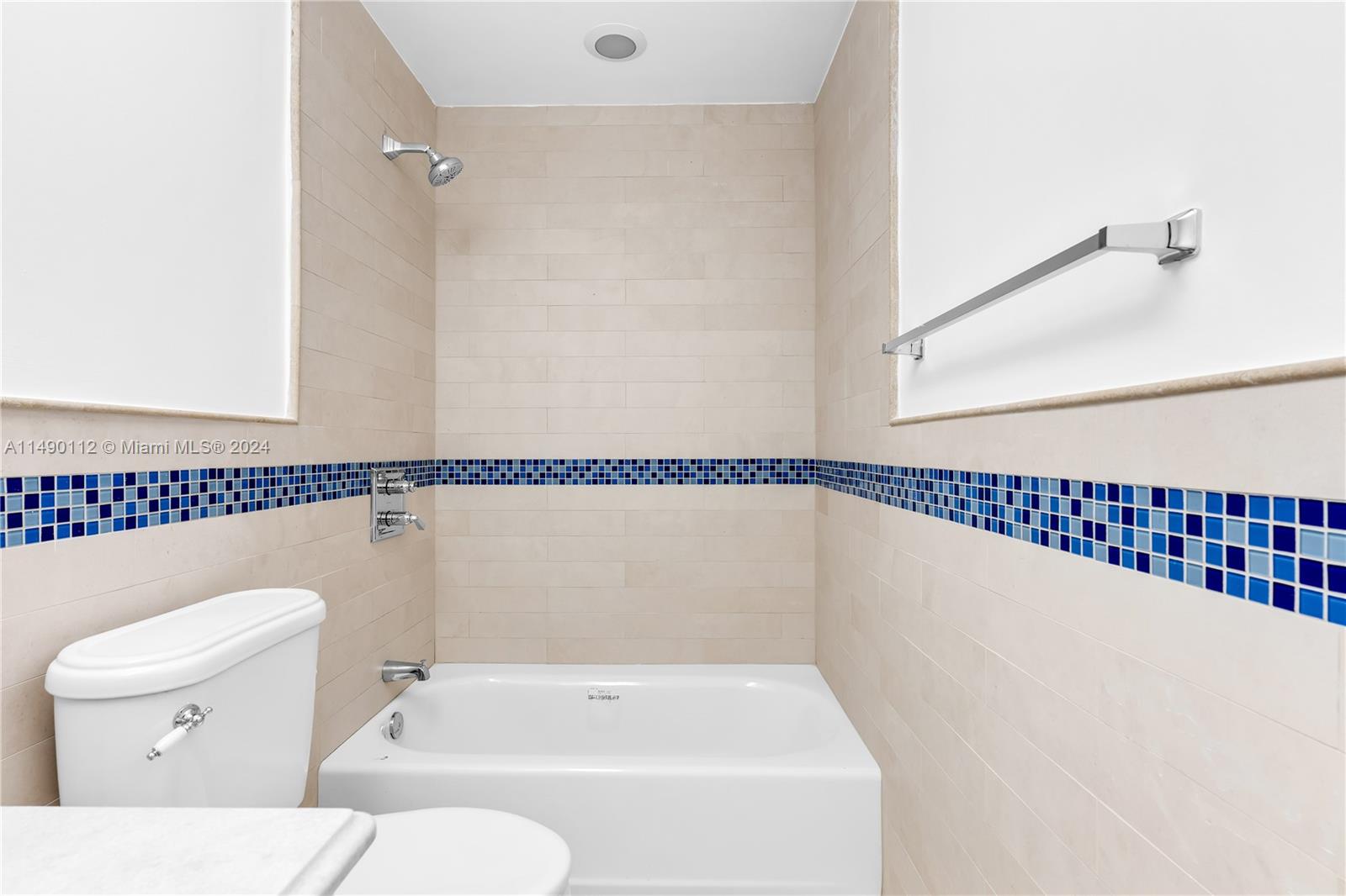 SNAPPER CREEK LAKES SUB - Residential