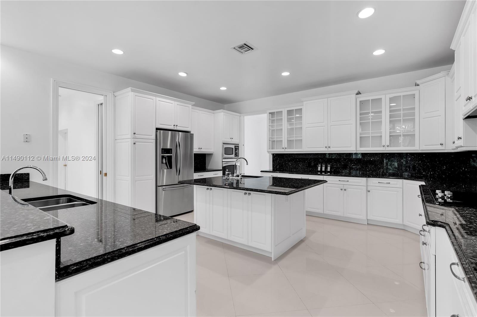 SNAPPER CREEK LAKES SUB - Residential