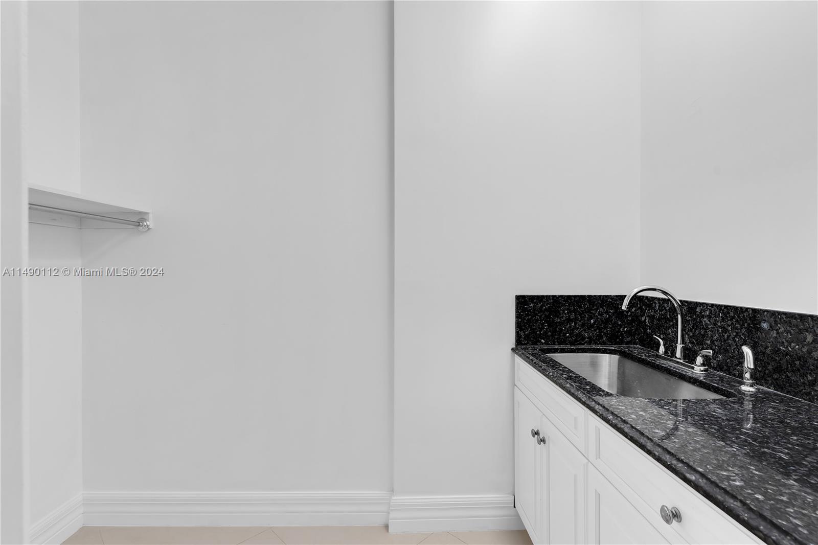 SNAPPER CREEK LAKES SUB - Residential