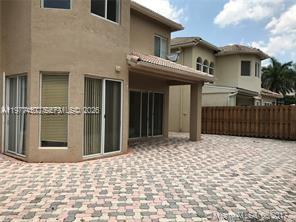 DORAL ISLES CATALINA - Residential