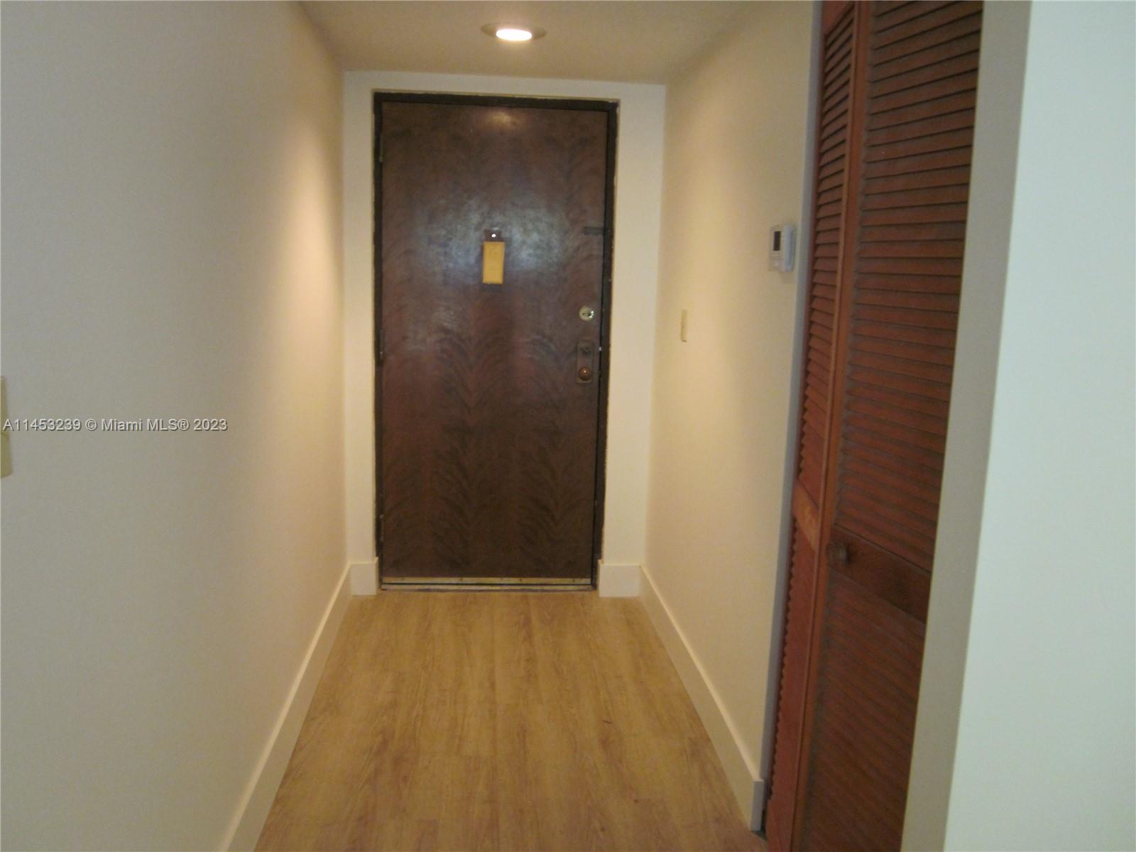 KENLAND BEND NORTH CONDO - Residential Lease