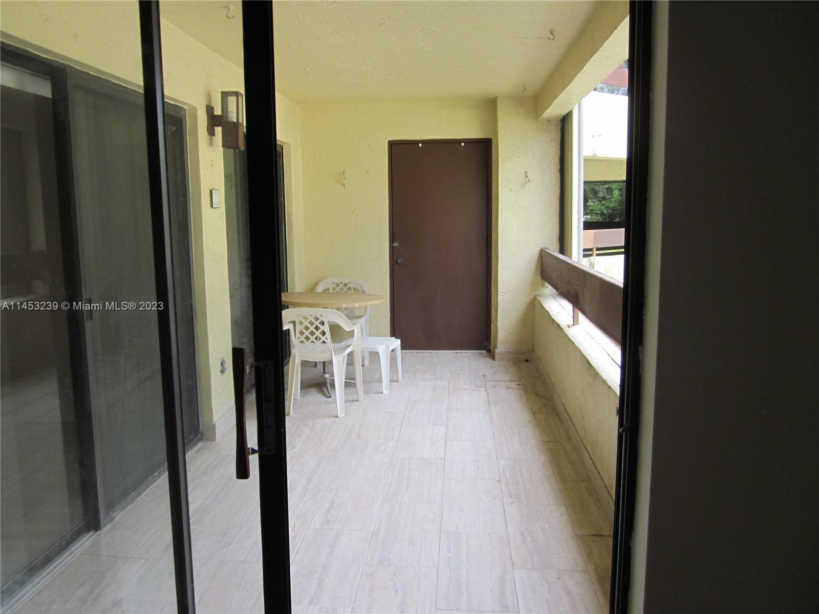 KENLAND BEND NORTH CONDO - Residential Lease