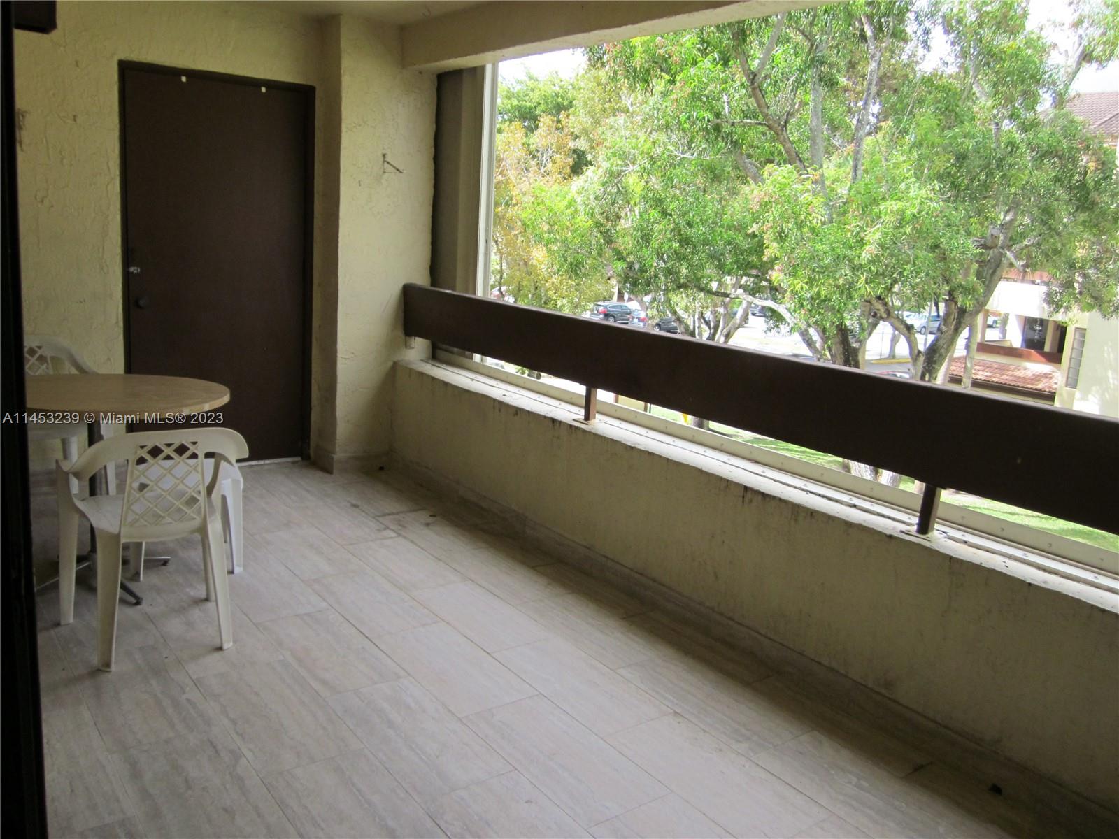 KENLAND BEND NORTH CONDO - Residential Lease