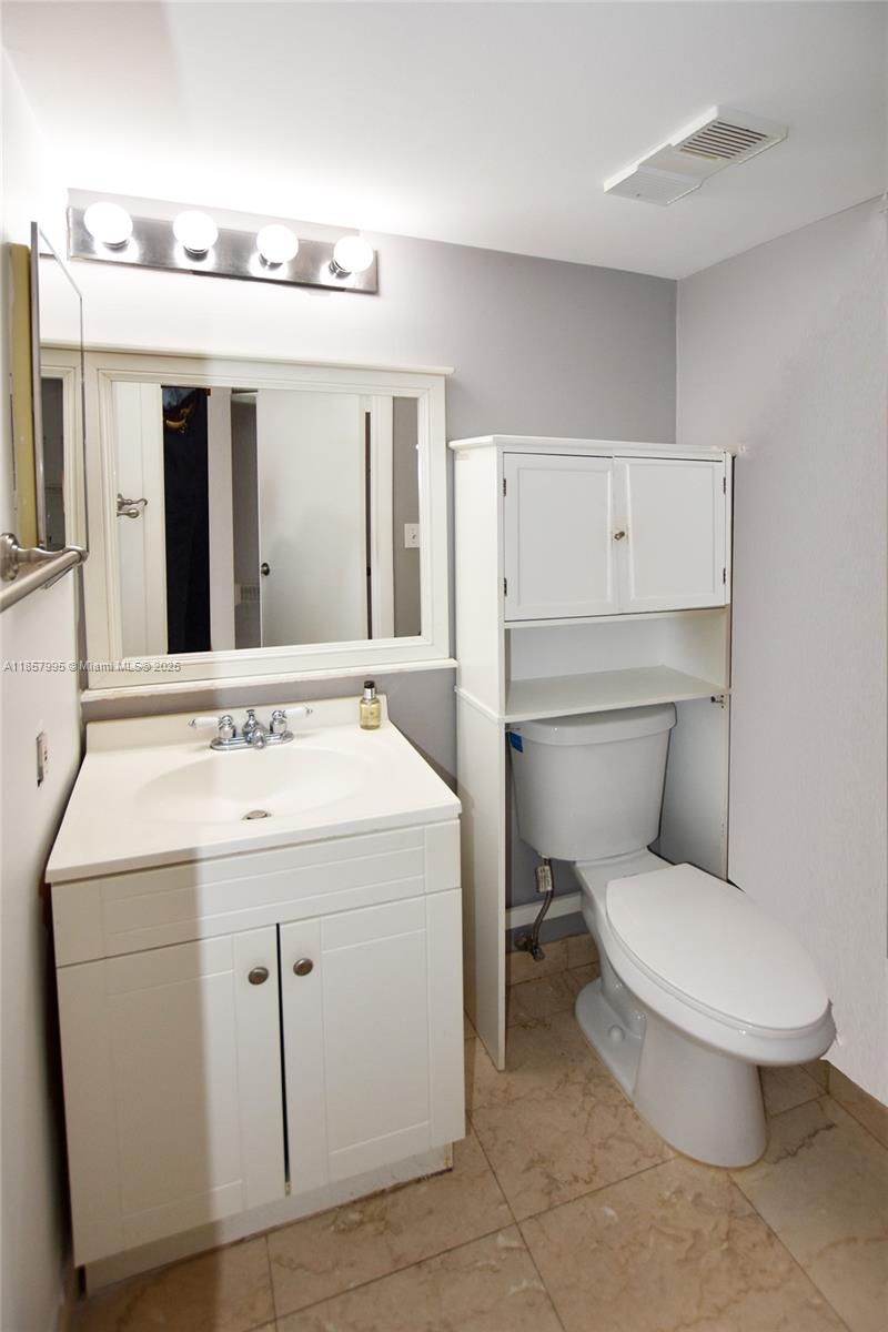 Brickell Key II - Residential