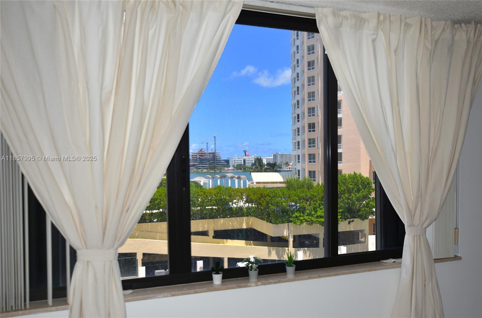 Brickell Key II - Residential