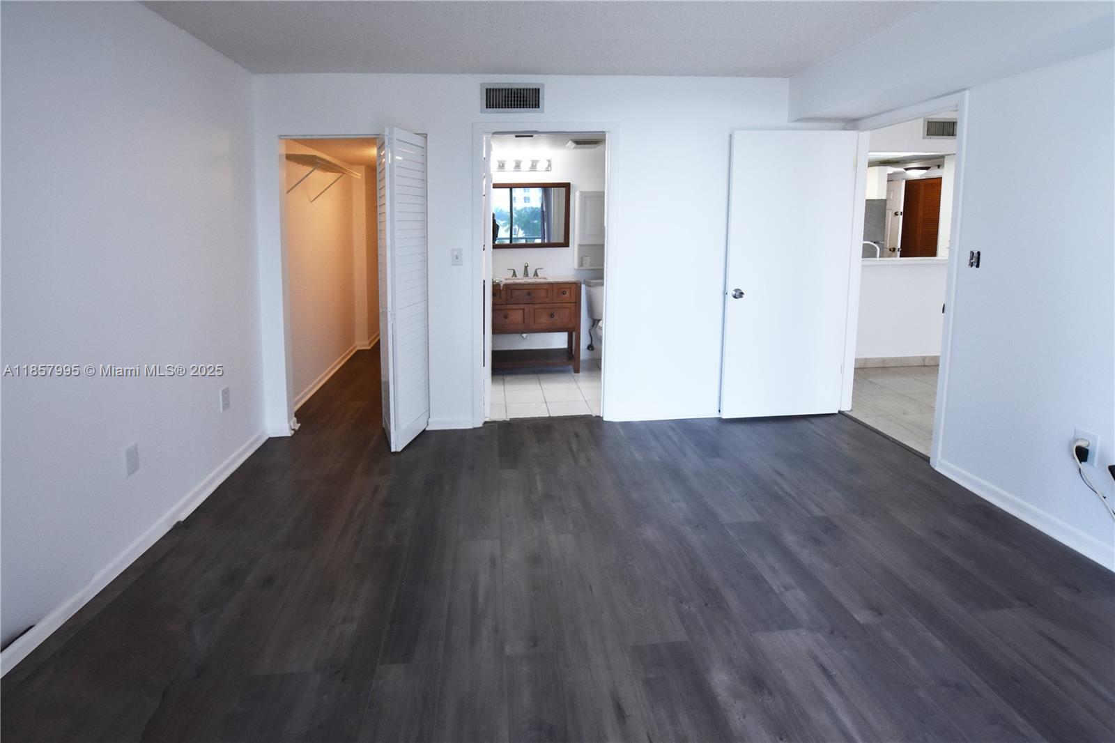 Brickell Key II - Residential