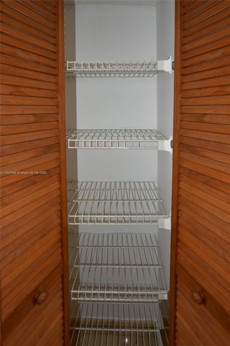 Brickell Key II - Residential