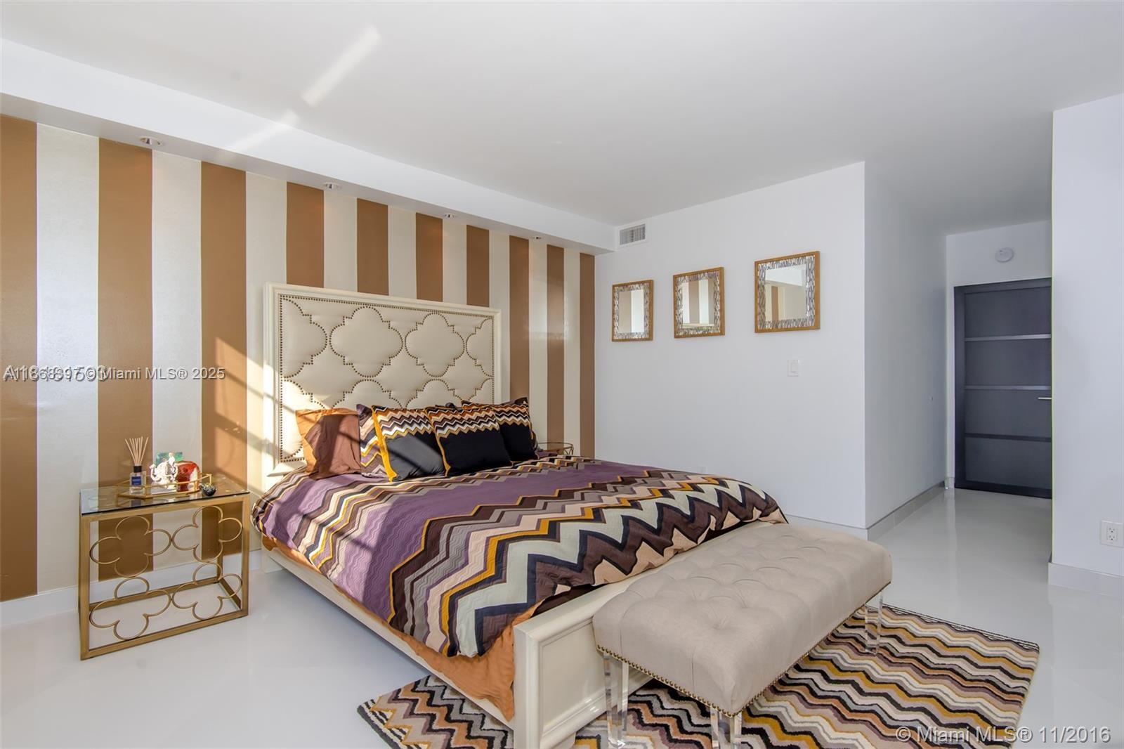 OCEANVIEW BUILDING A COND - Residential Lease