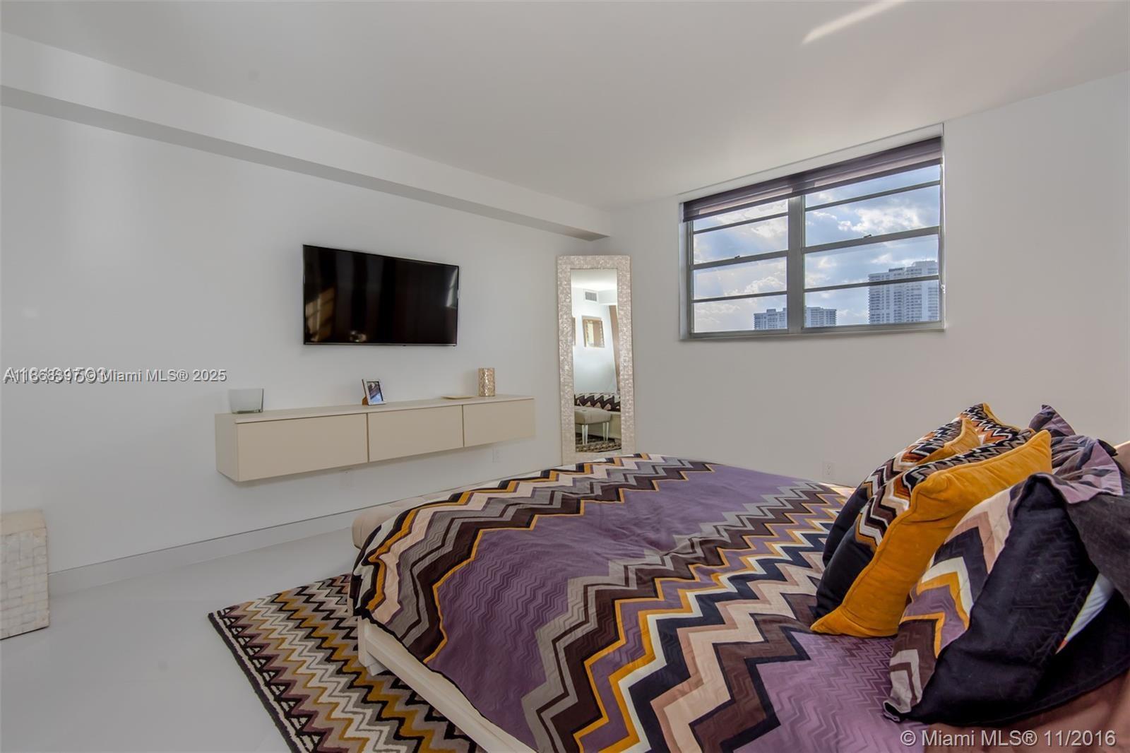 OCEANVIEW BUILDING A COND - Residential Lease