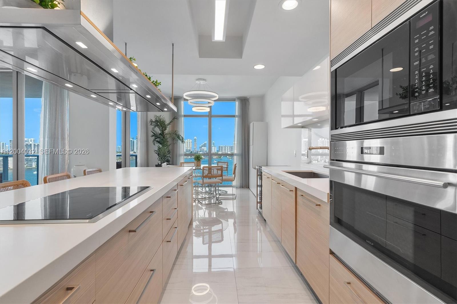 MARINA PALMS RESIDENCES N - Residential