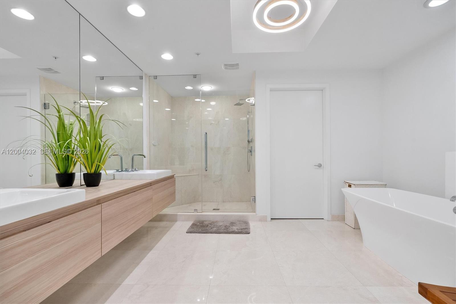 MARINA PALMS RESIDENCES N - Residential