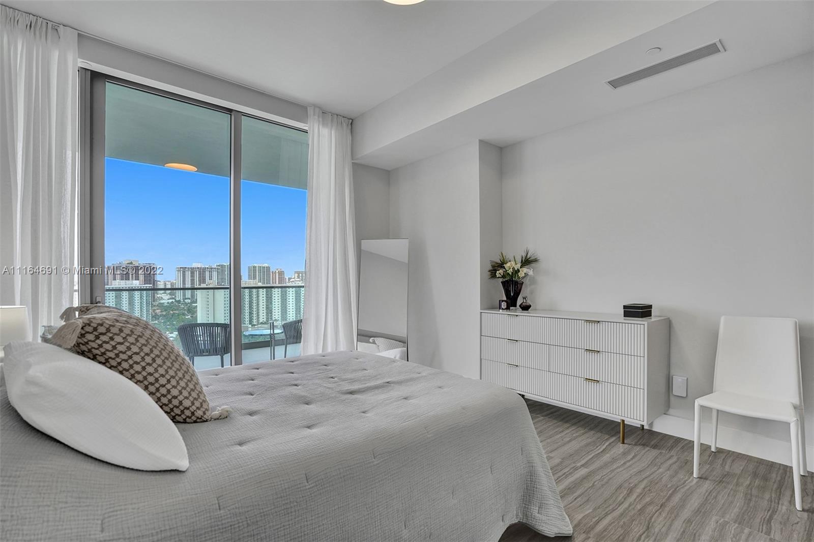 18975 COLLINS CONDO - Residential