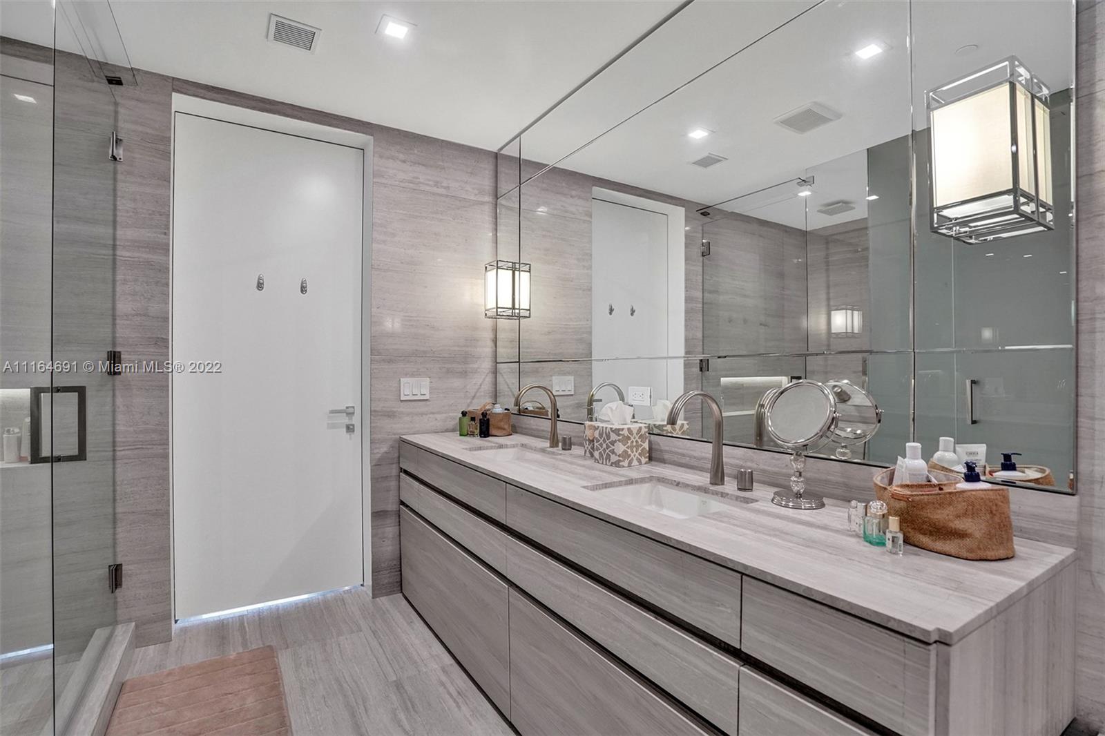 18975 COLLINS CONDO - Residential