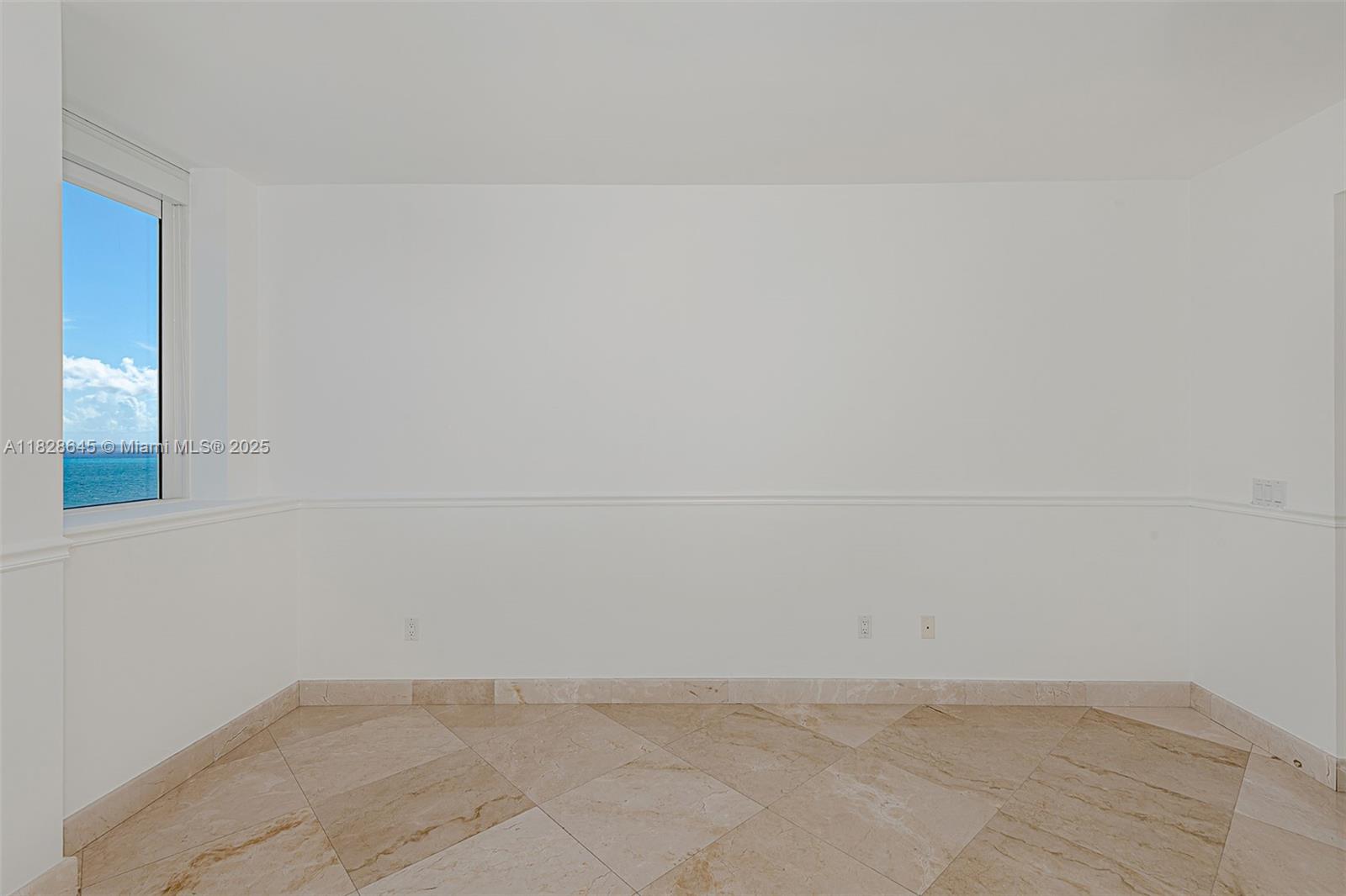 BLUE DIAMOND CONDO - Residential Lease