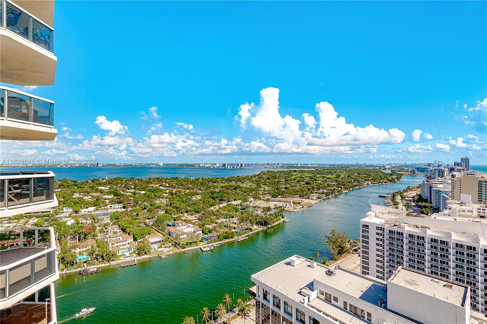 4779 Collins Ave 3308