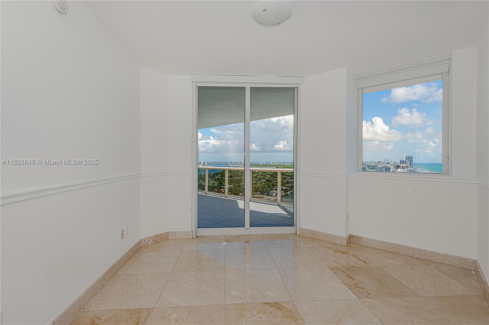 BLUE DIAMOND CONDO - Residential Lease