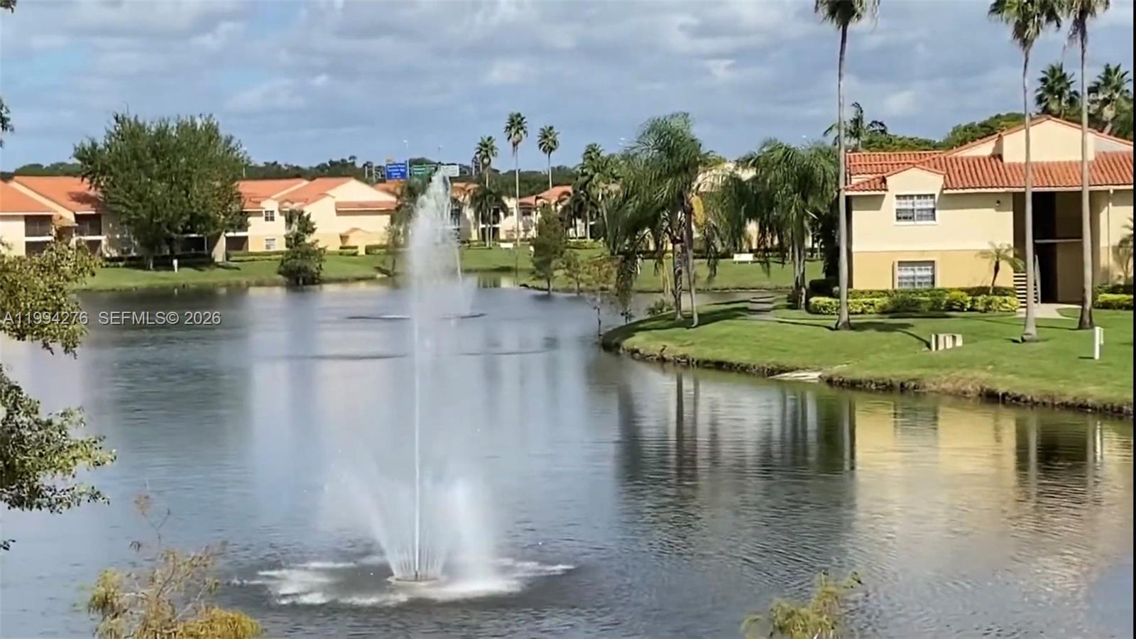 ROYAL POINCIANA CONDO - Residential Lease