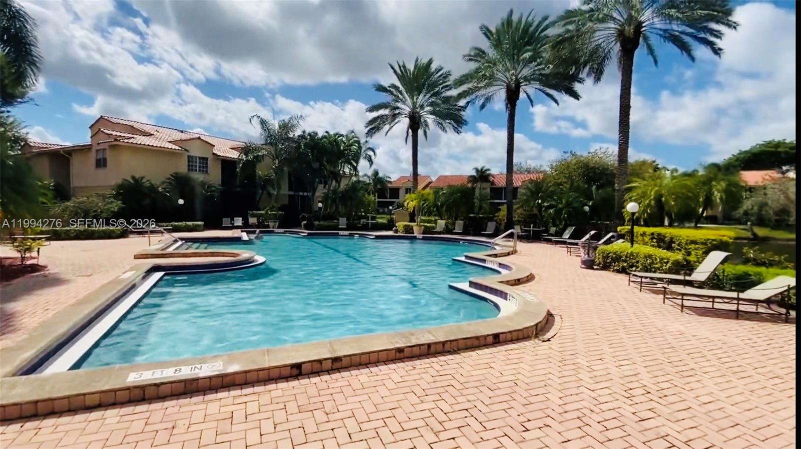 ROYAL POINCIANA CONDO - Residential Lease