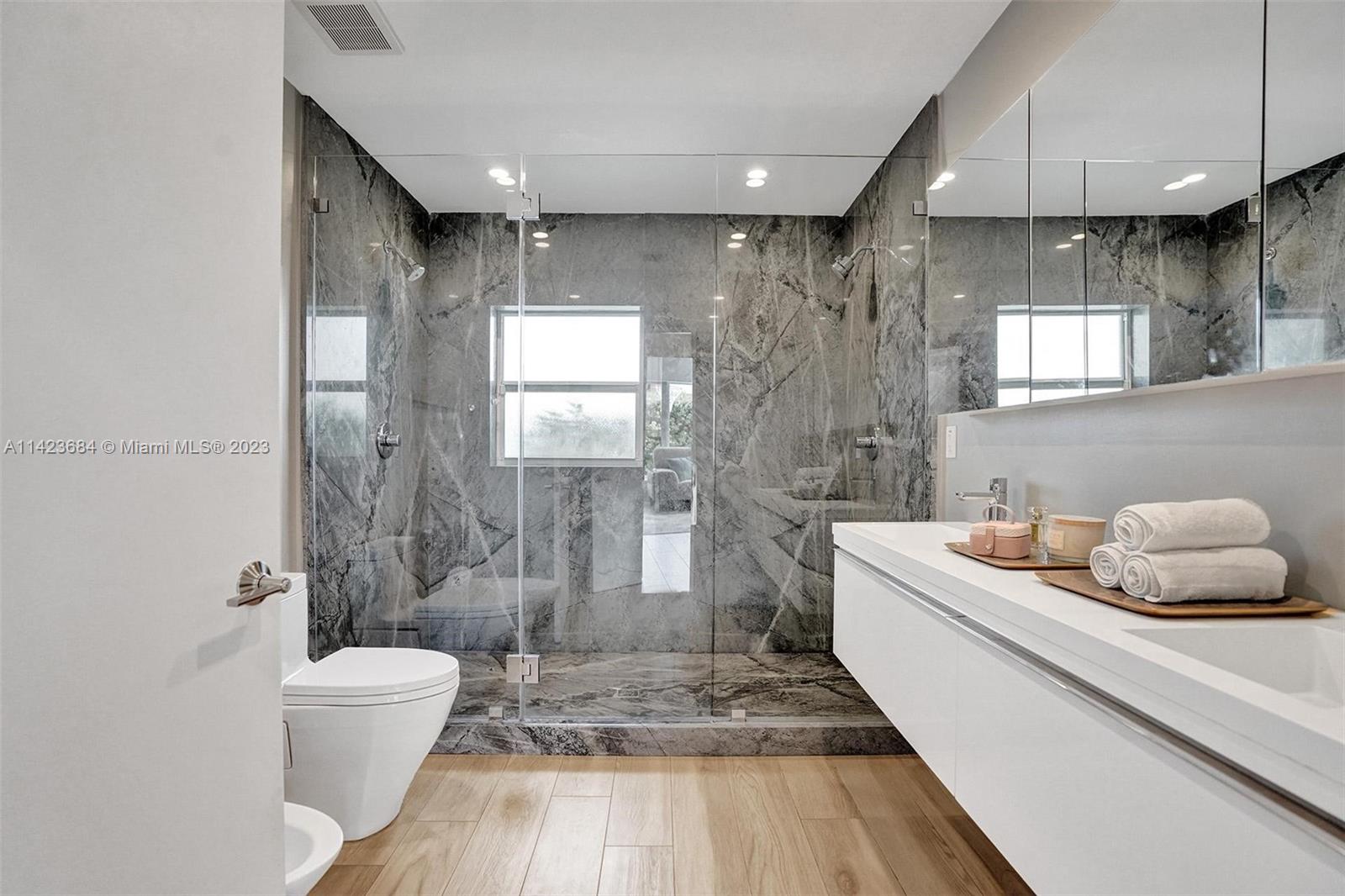 KEYSTONE ISLAND NO 3 - Residential