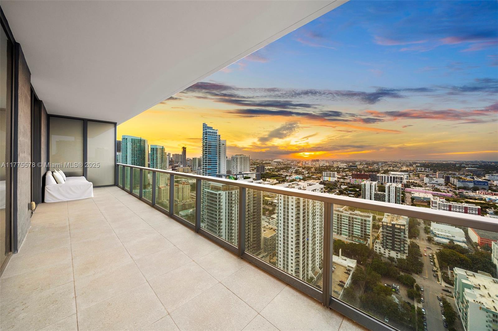 THE ELYSEE CONDO - Residential