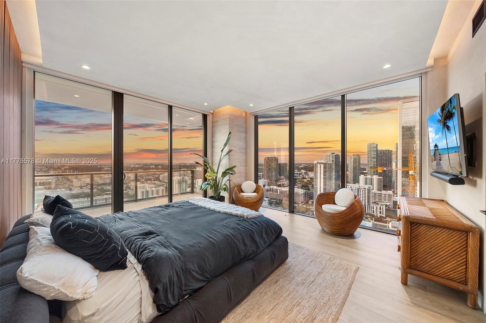 THE ELYSEE CONDO - Residential