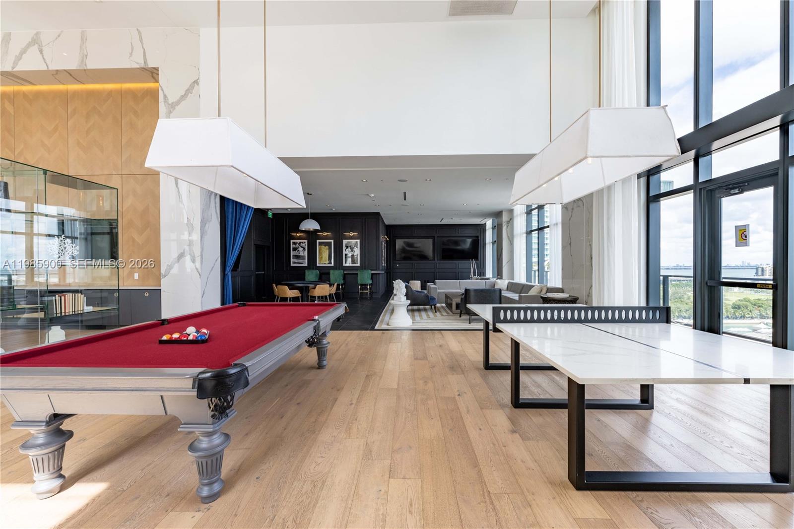 MIAMI WORLDCENTER - Residential Lease