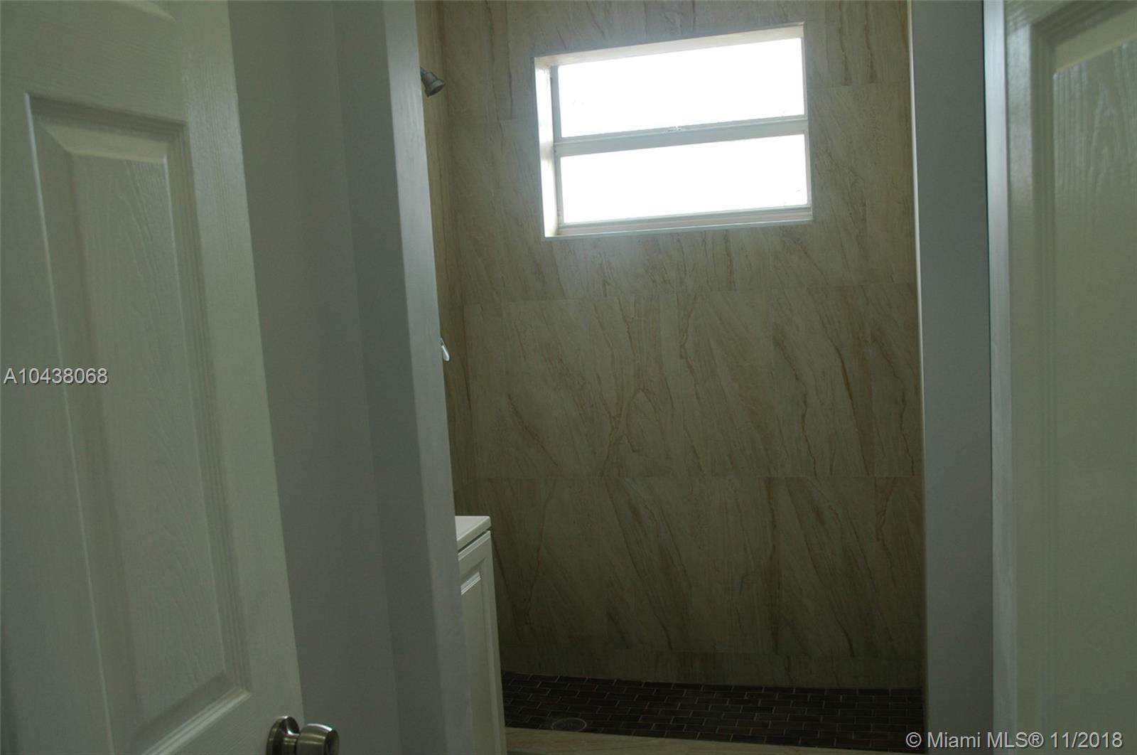 NORTHERN BLVD TRACK - Residential Income