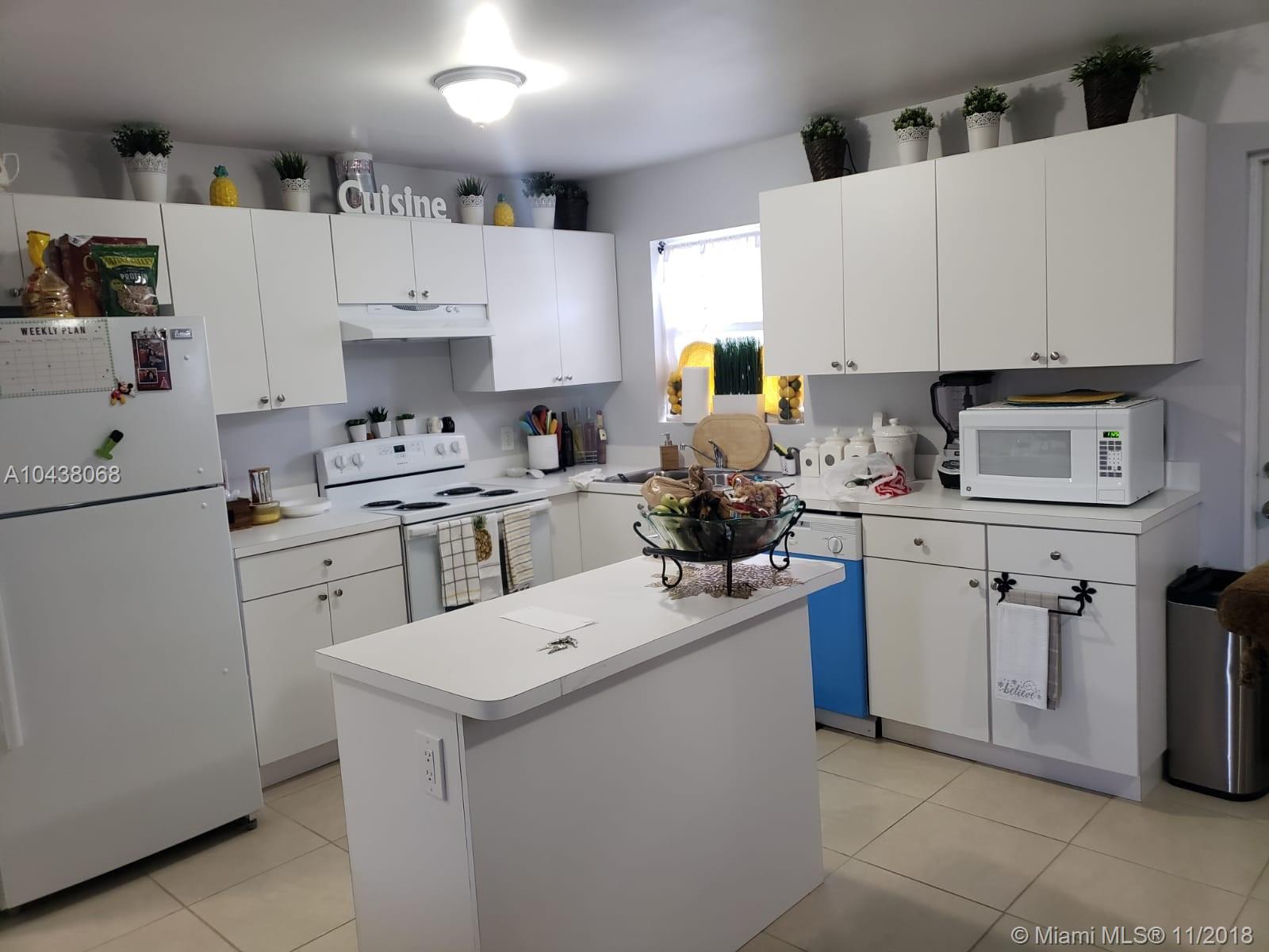 NORTHERN BLVD TRACK - Residential Income