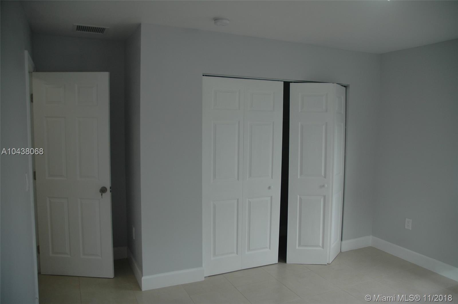 NORTHERN BLVD TRACK - Residential Income