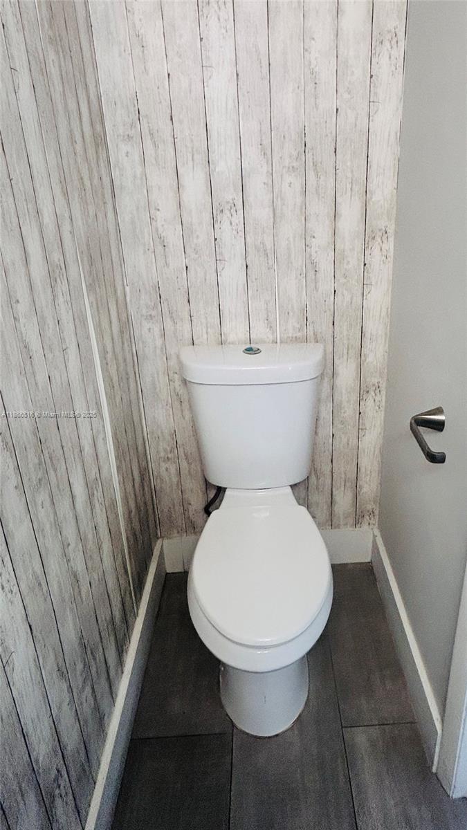 EVERGLADES SUGAR & LAND - Residential Lease