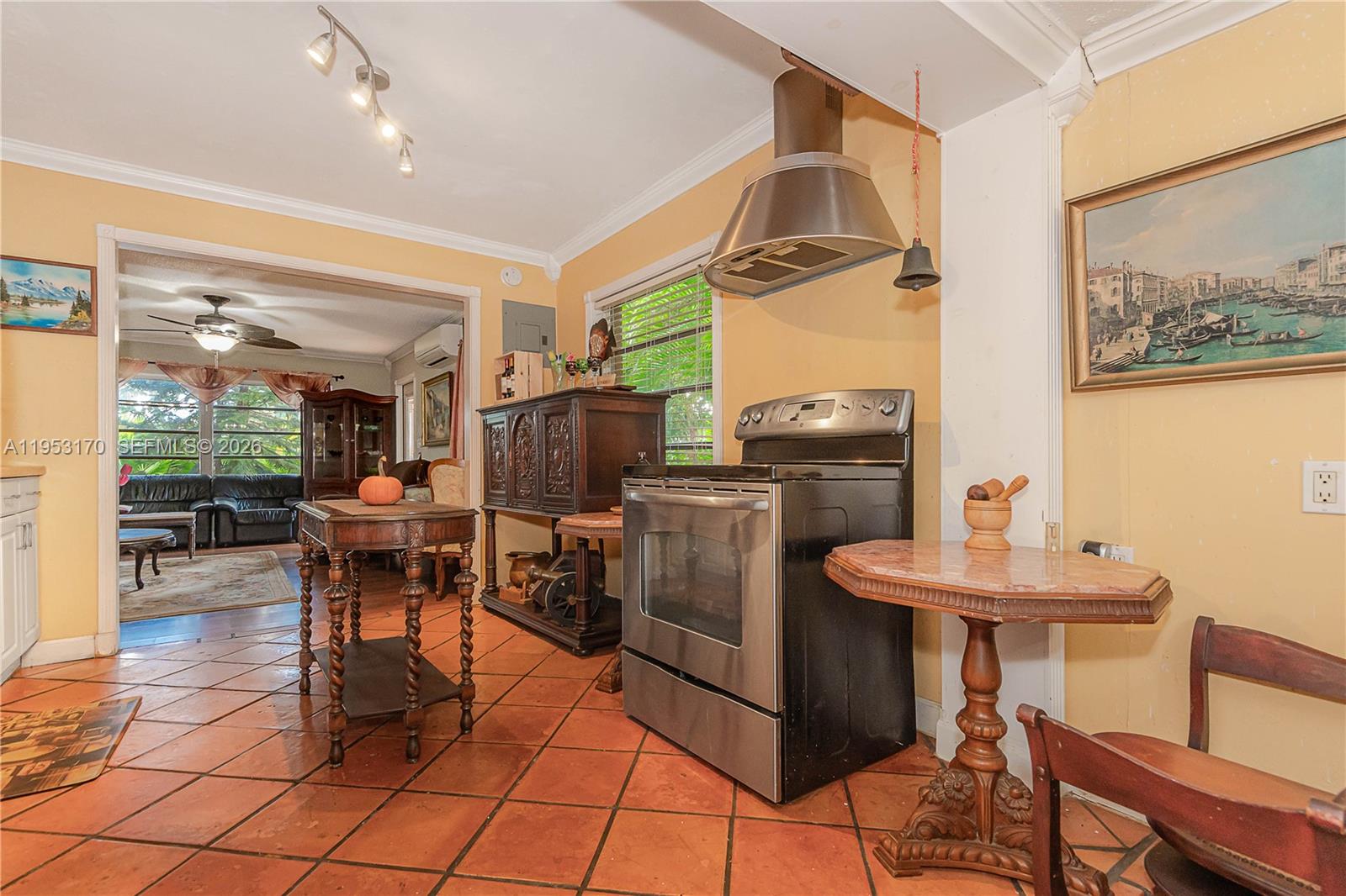 SUNSET TRAILS NO 4 - Residential Income