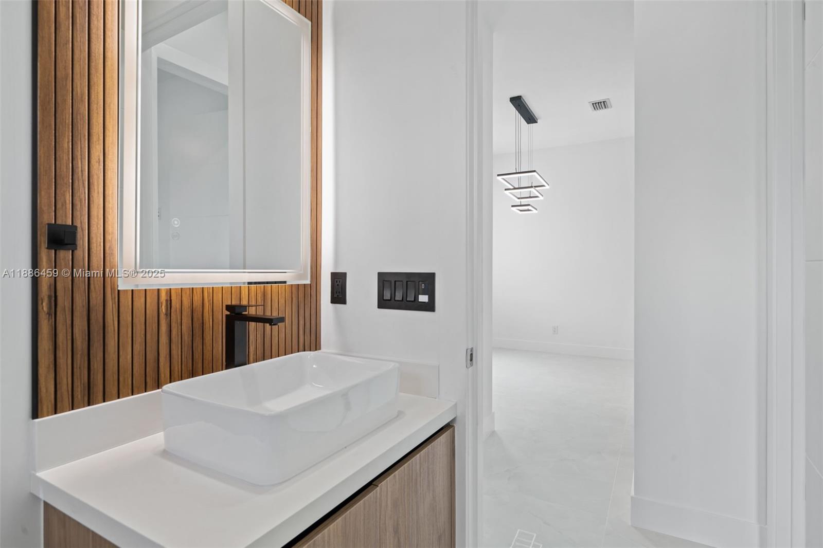 CITY OF CAPE CORAL - Residential