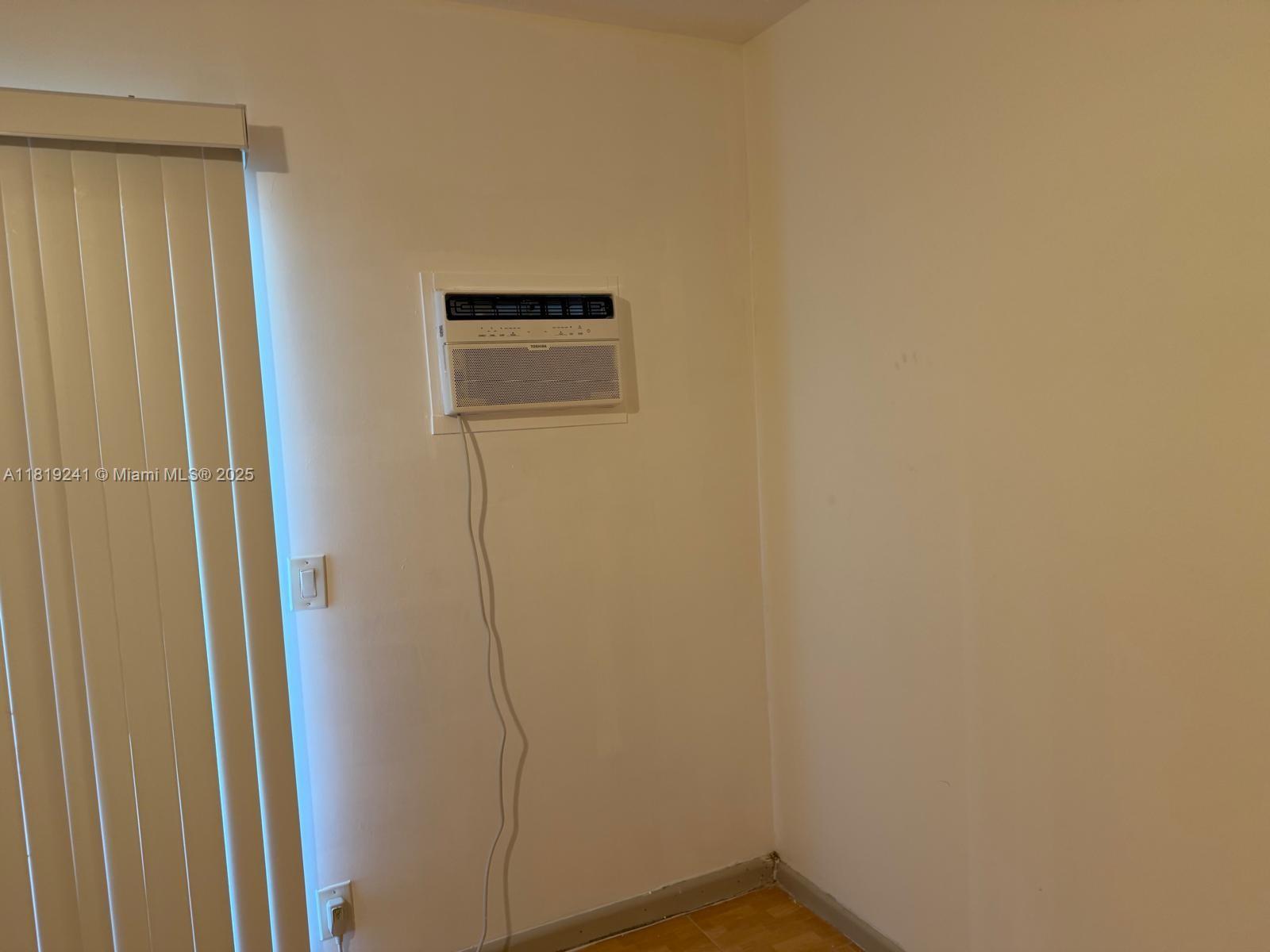 SUFFOLK AT CENTURY VILLAG - Residential Lease