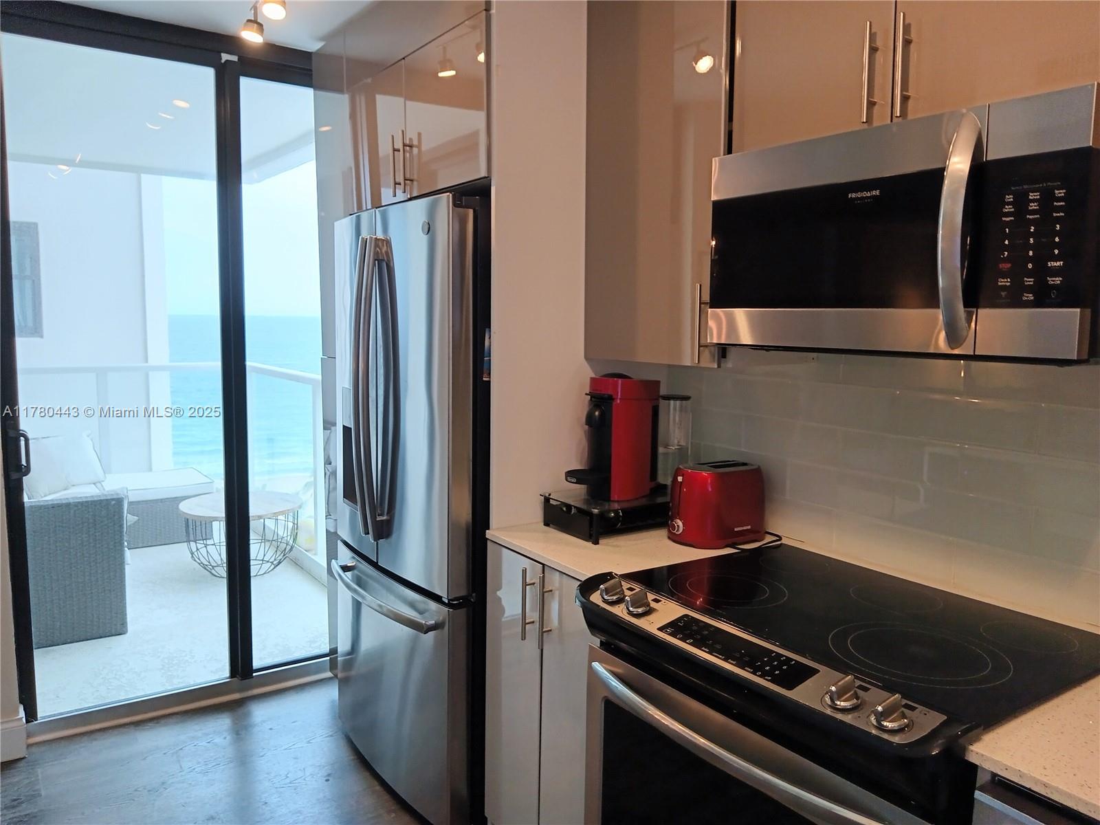 POMPANO ATLANTIS CONDO - Residential Lease