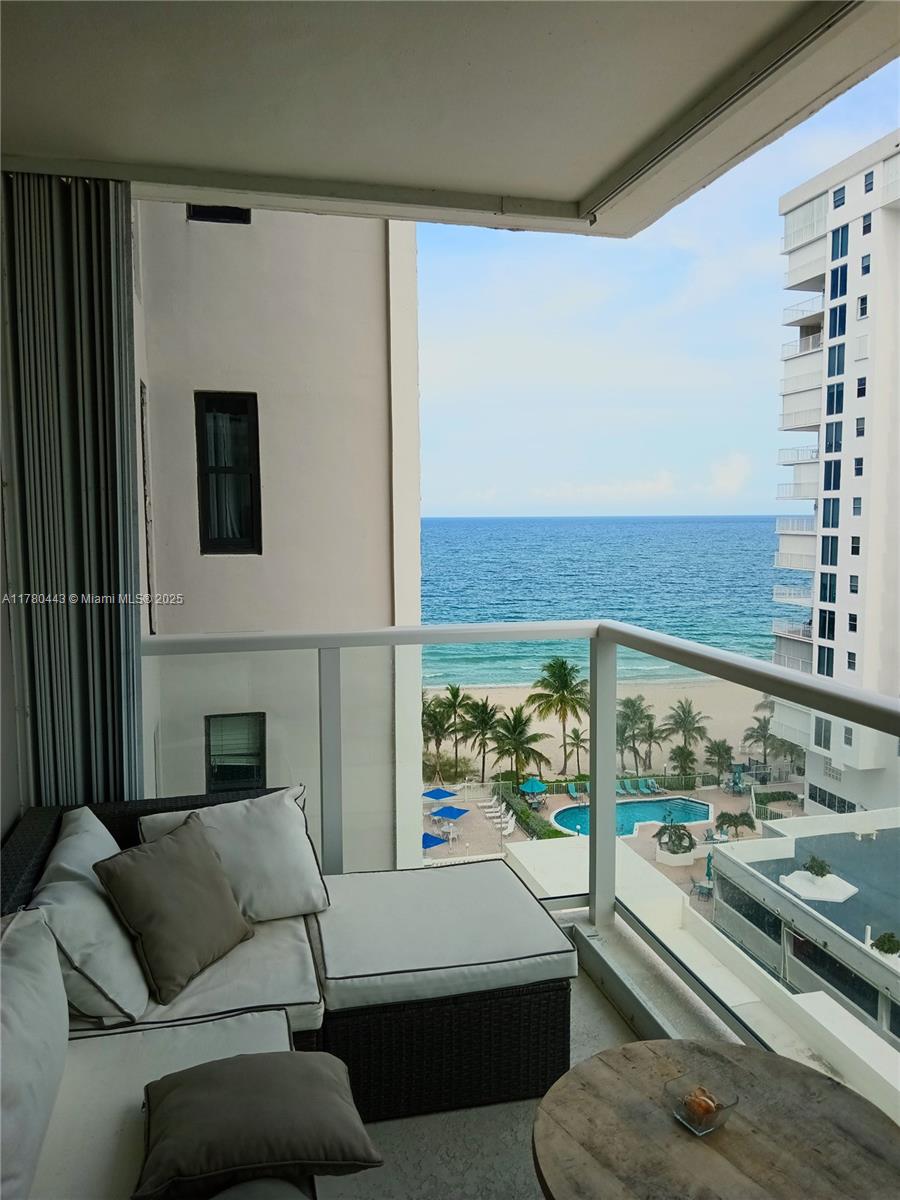 POMPANO ATLANTIS CONDO - Residential Lease