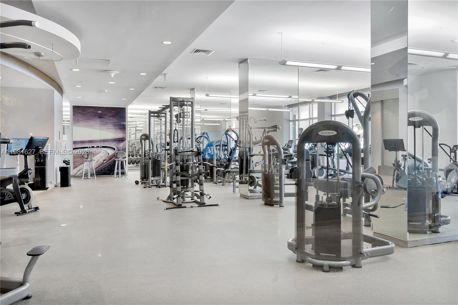 HARBOUR HOUSE - Residential