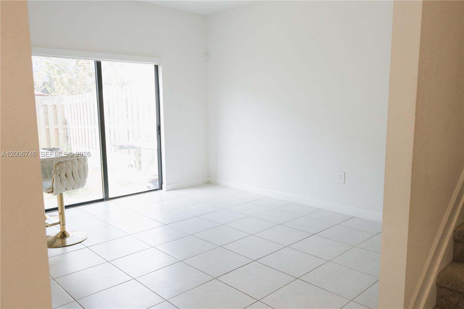 PINE ISLE - Residential