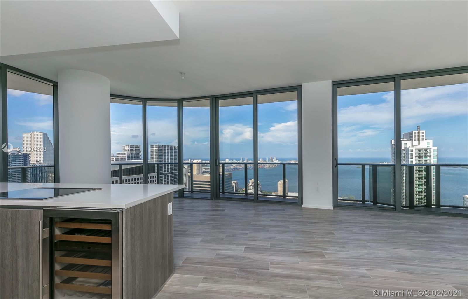 801 SMA RESIDENCES CONDO - Residential