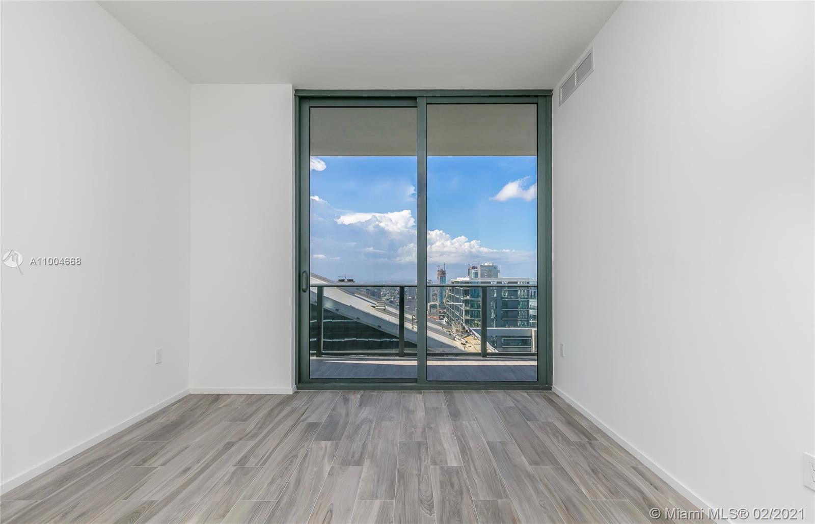 801 SMA RESIDENCES CONDO - Residential