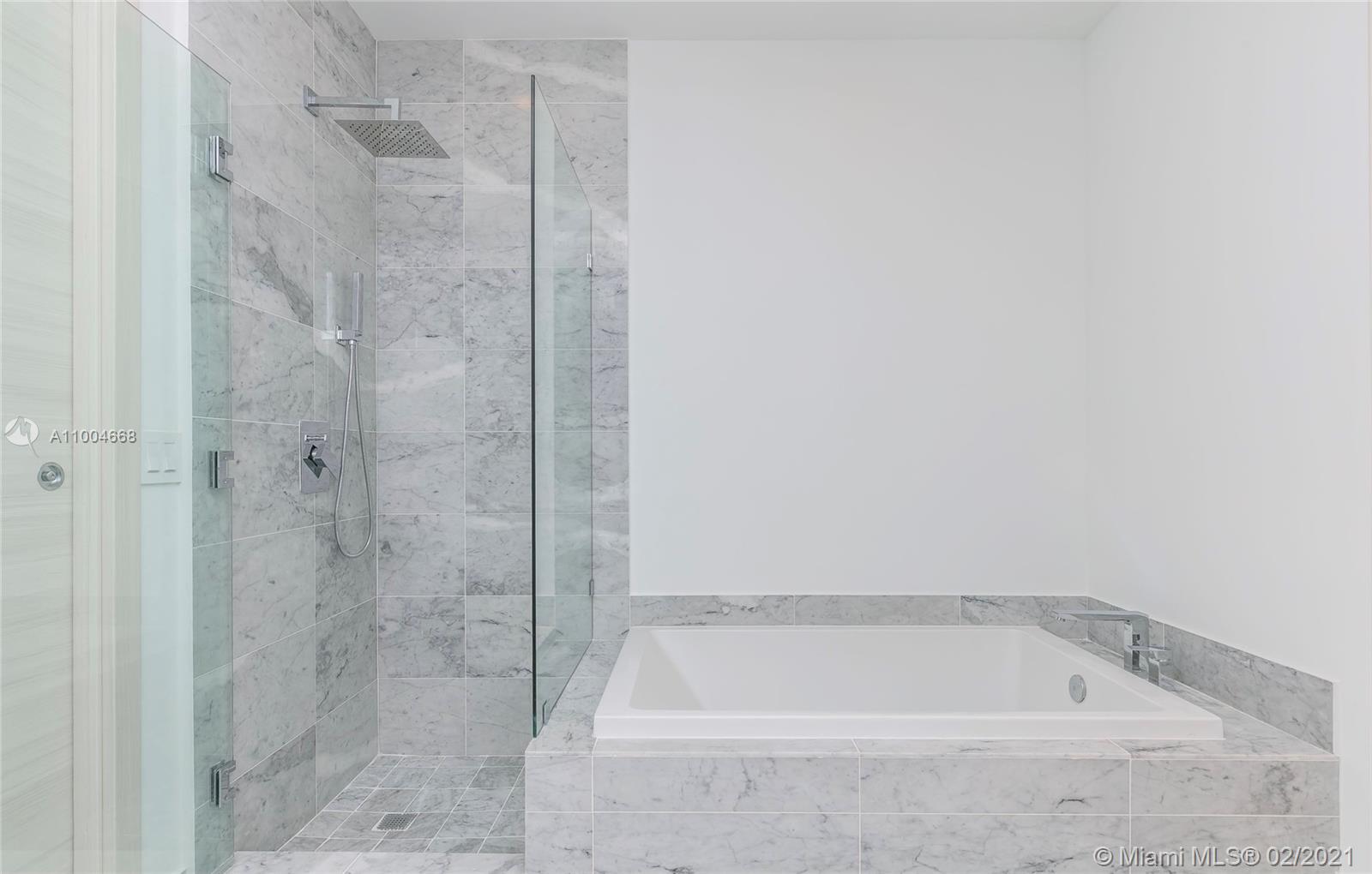 801 SMA RESIDENCES CONDO - Residential