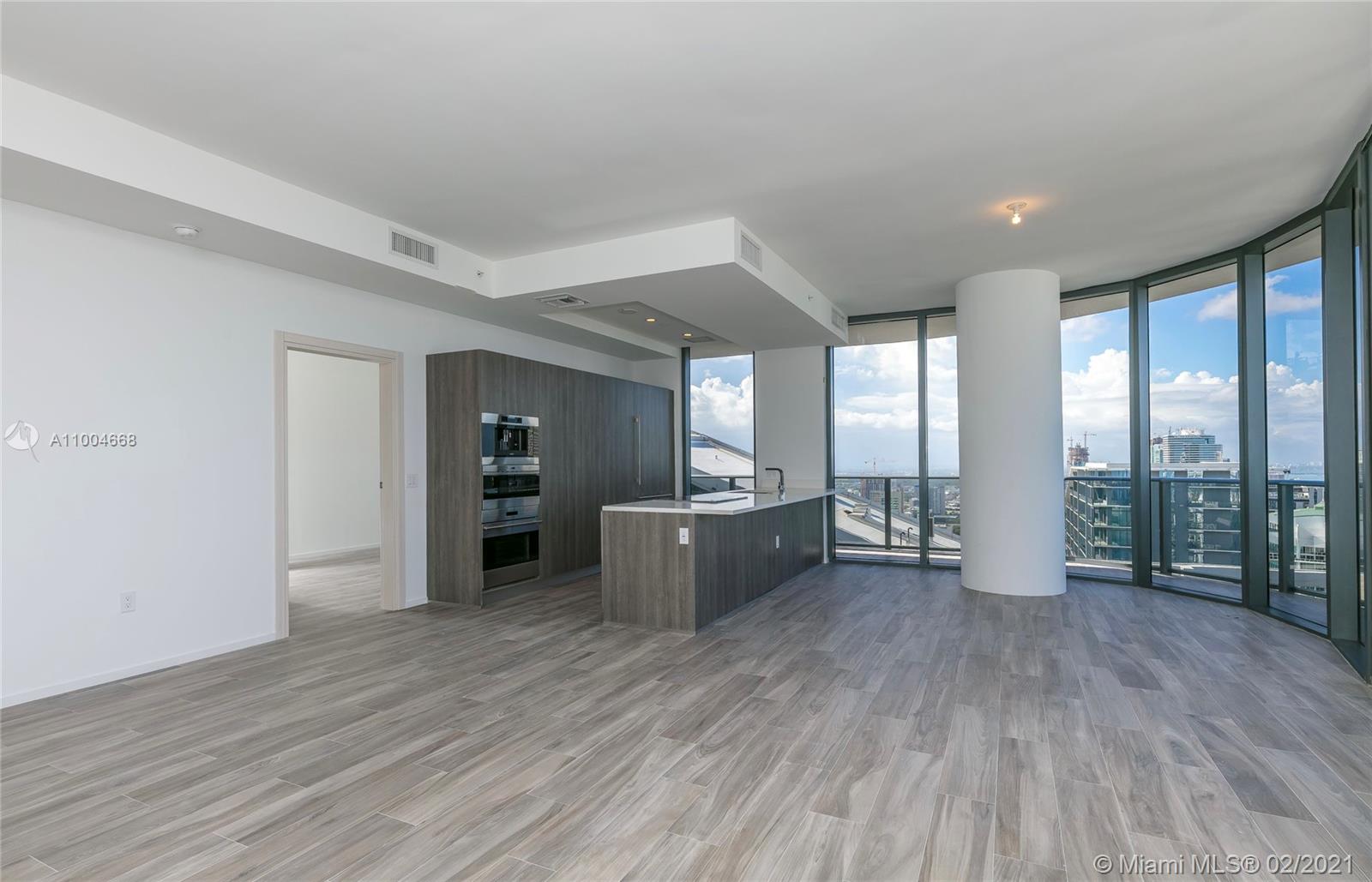 801 SMA RESIDENCES CONDO - Residential