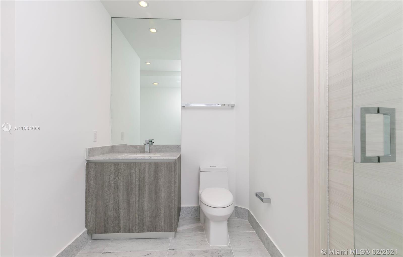 801 SMA RESIDENCES CONDO - Residential