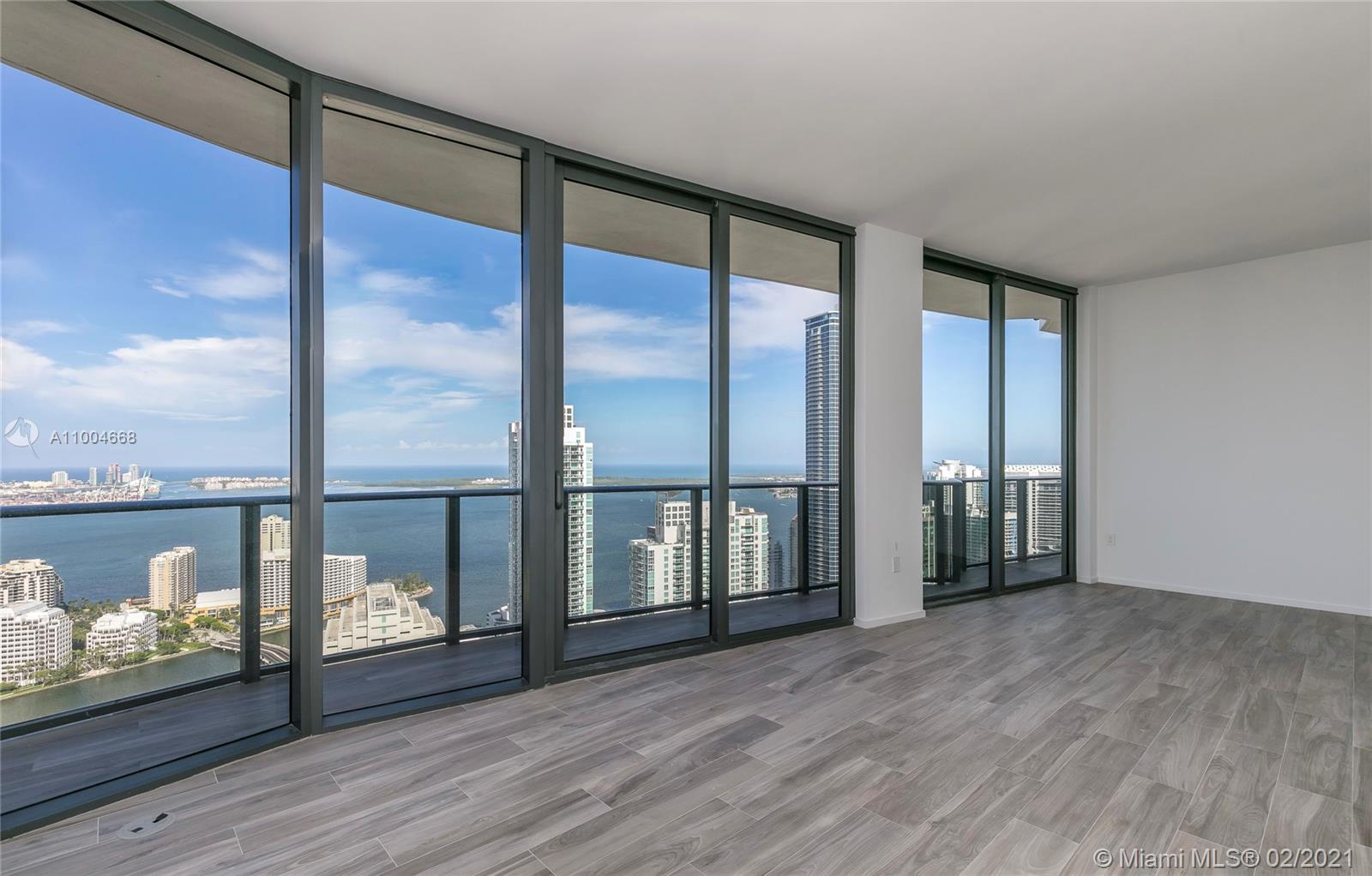 801 SMA RESIDENCES CONDO - Residential