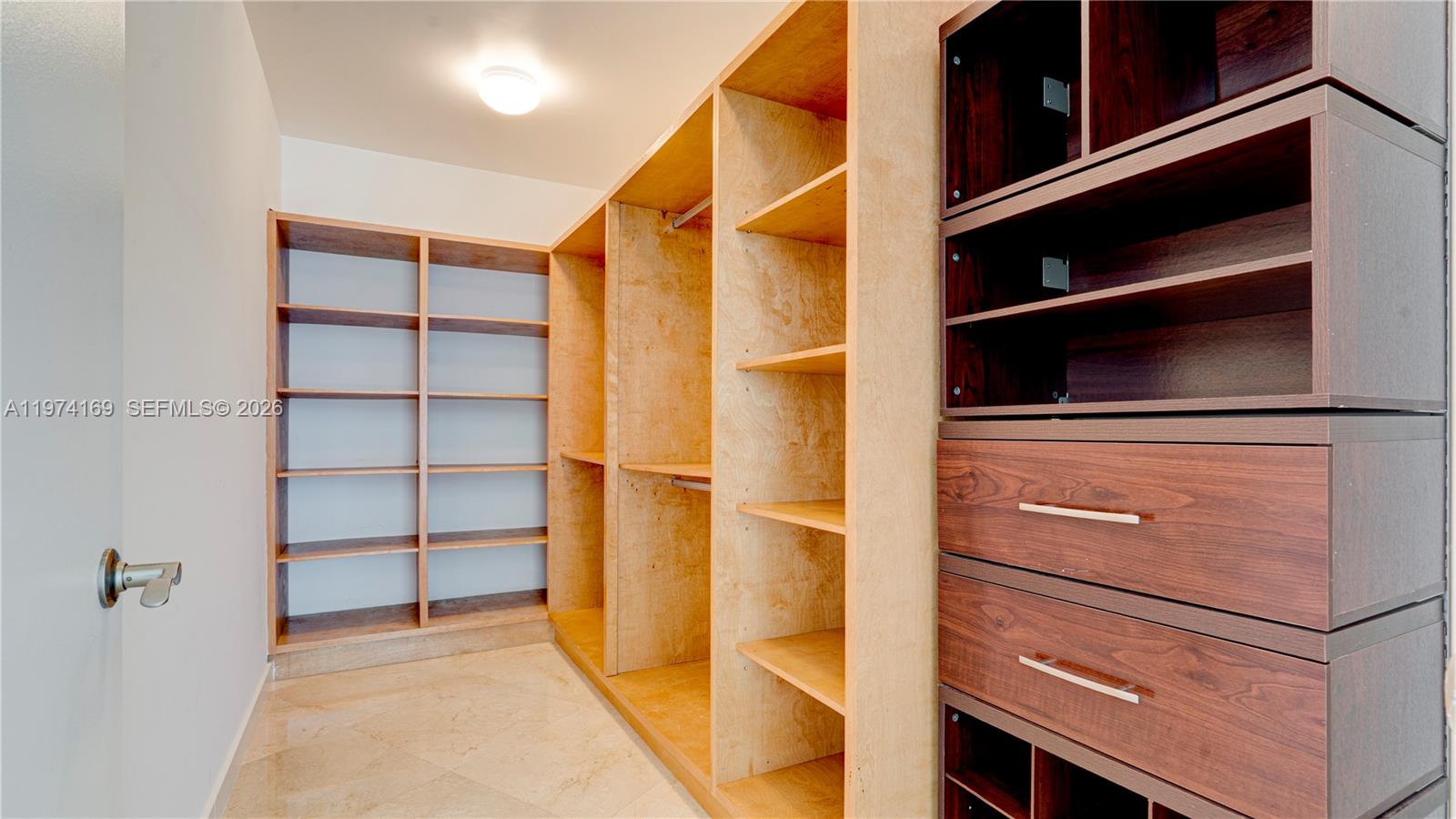 TDR TOWER I CONDO - Residential Lease