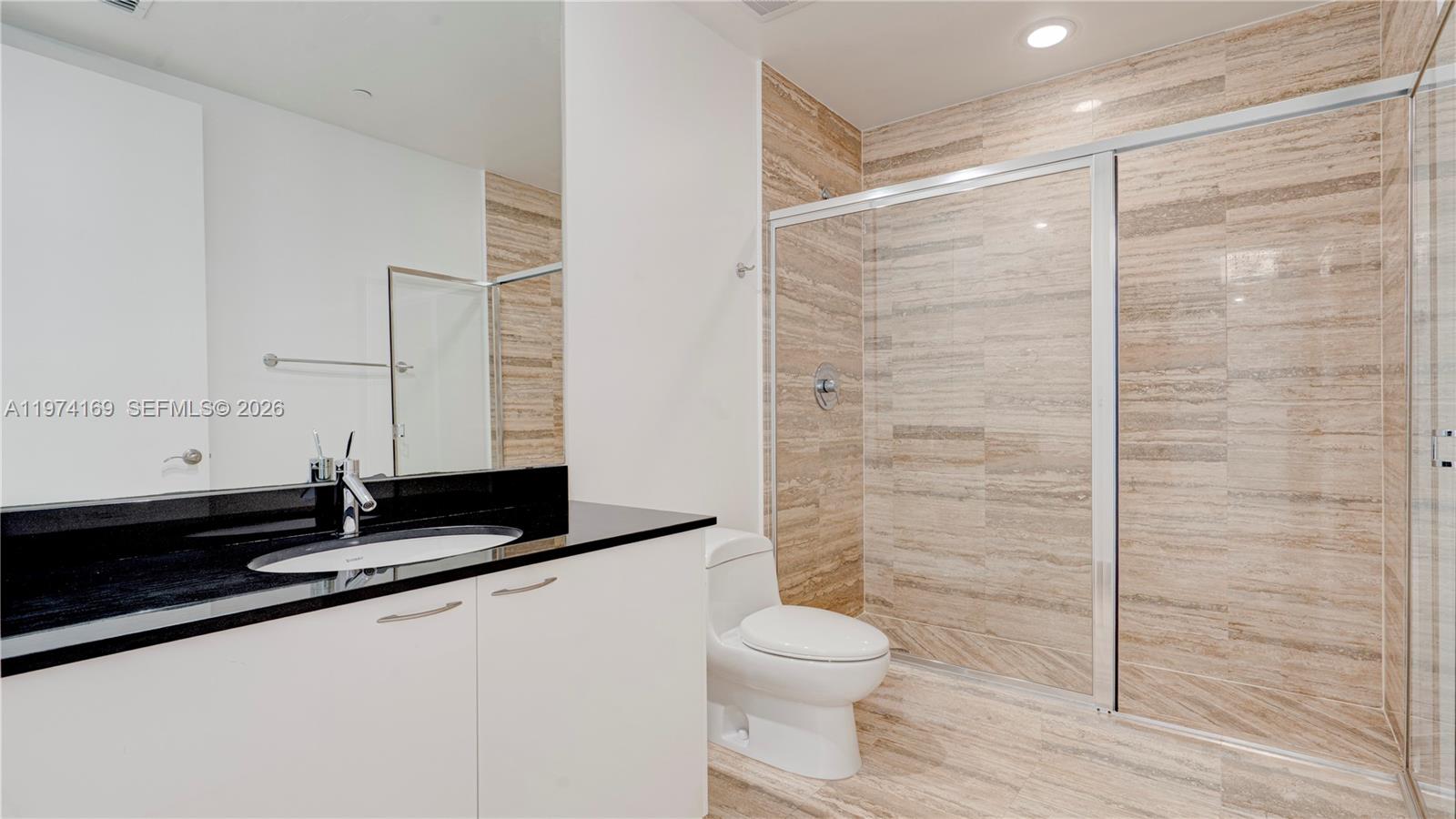 TDR TOWER I CONDO - Residential Lease