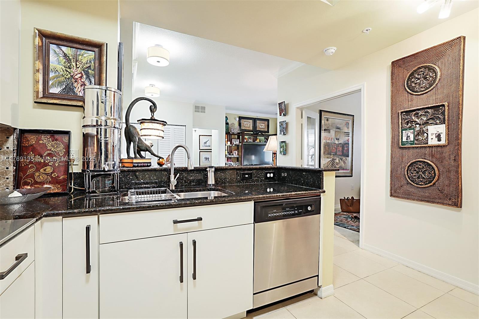 RESIDENCES AT MIDTOWN CON - Residential