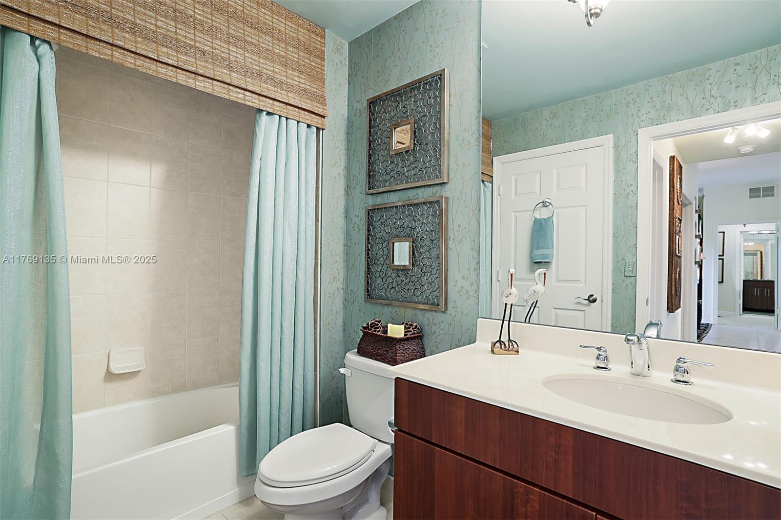 RESIDENCES AT MIDTOWN CON - Residential
