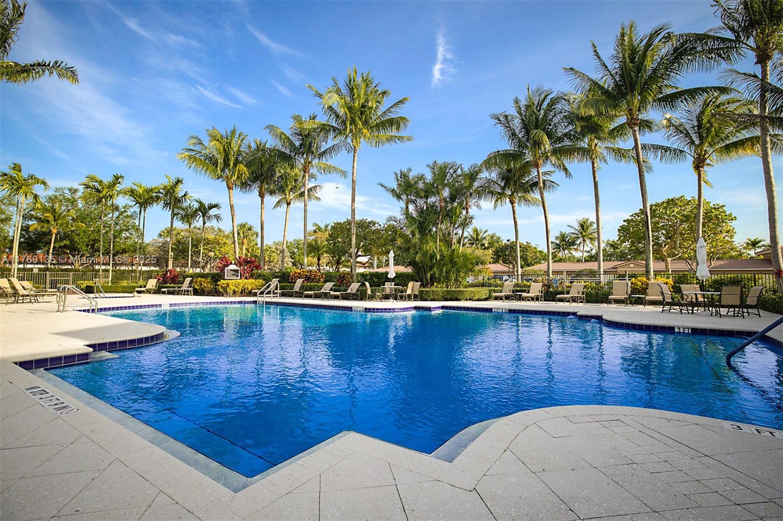 RESIDENCES AT MIDTOWN CON - Residential