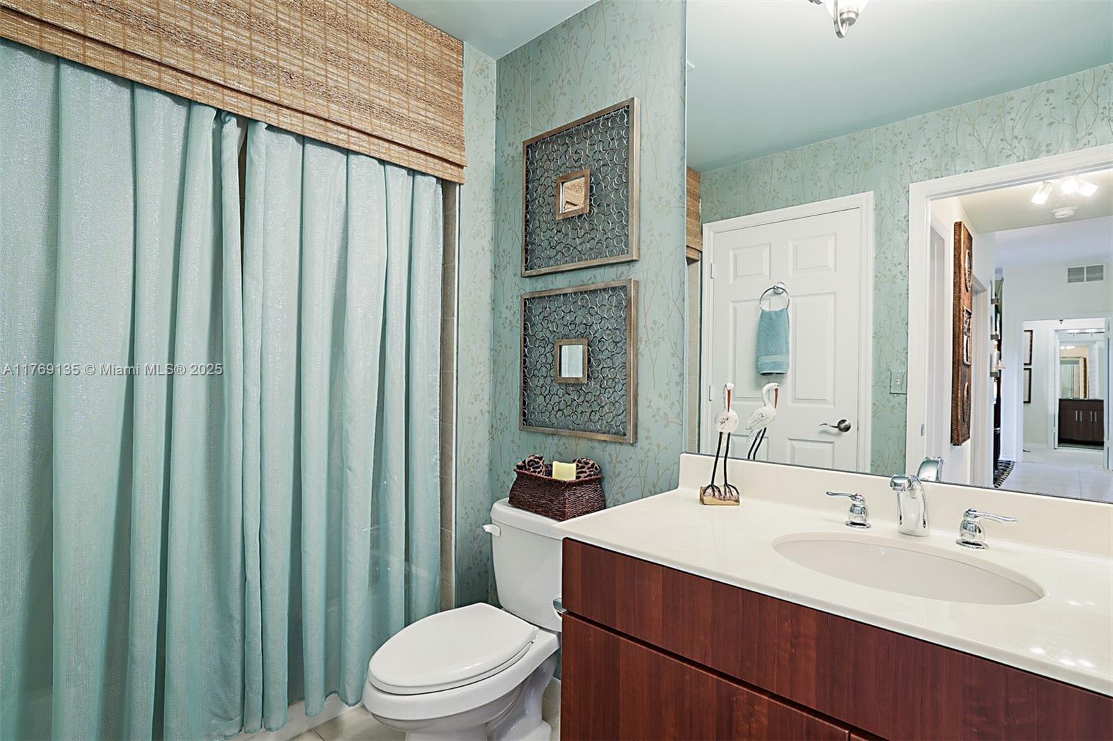 RESIDENCES AT MIDTOWN CON - Residential