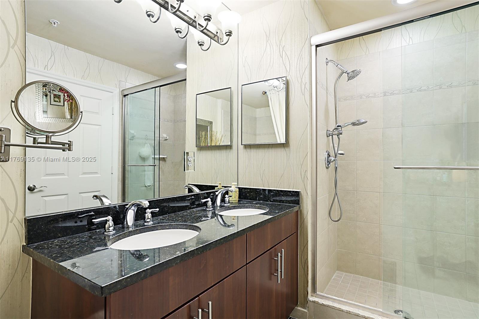 RESIDENCES AT MIDTOWN CON - Residential